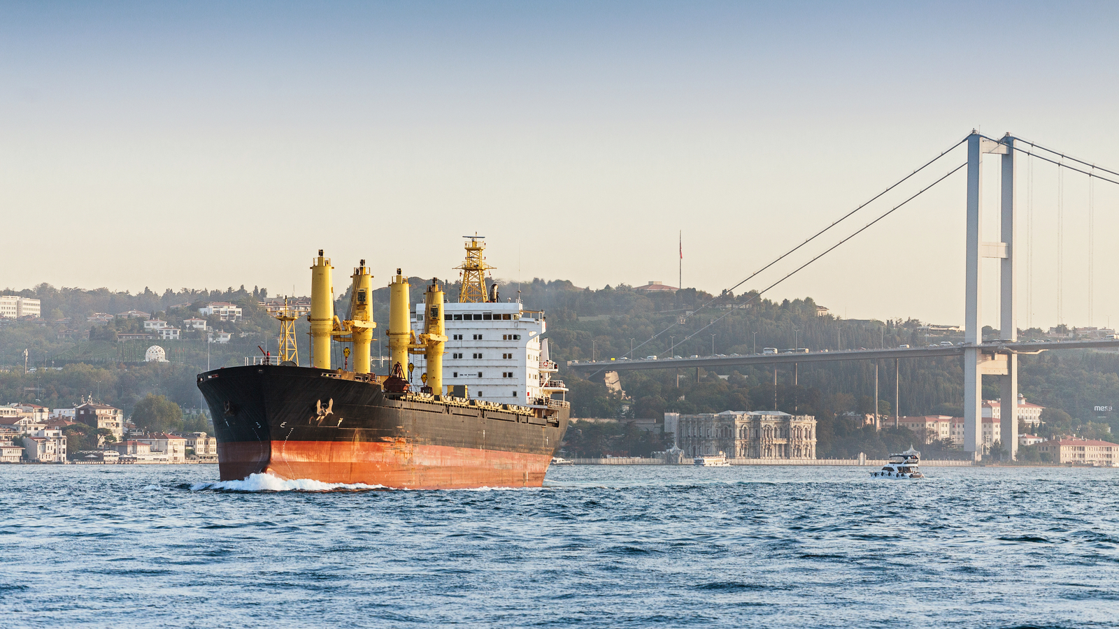 1600 x 900 Bosphorus Strait - tanker.jpg