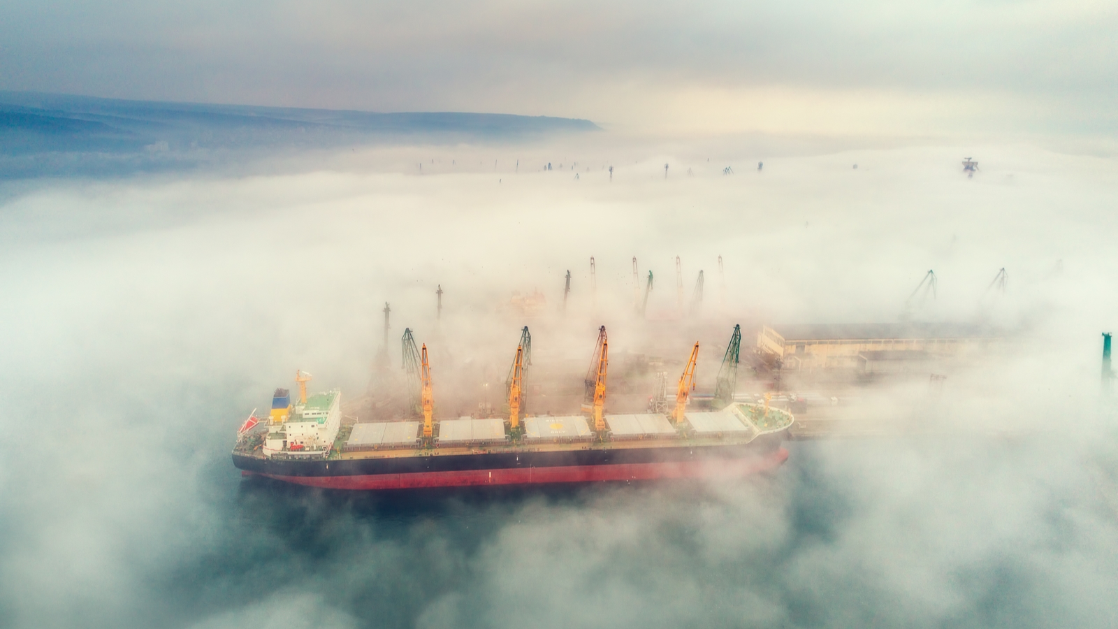1600 x 900 dense fog 2.jpg