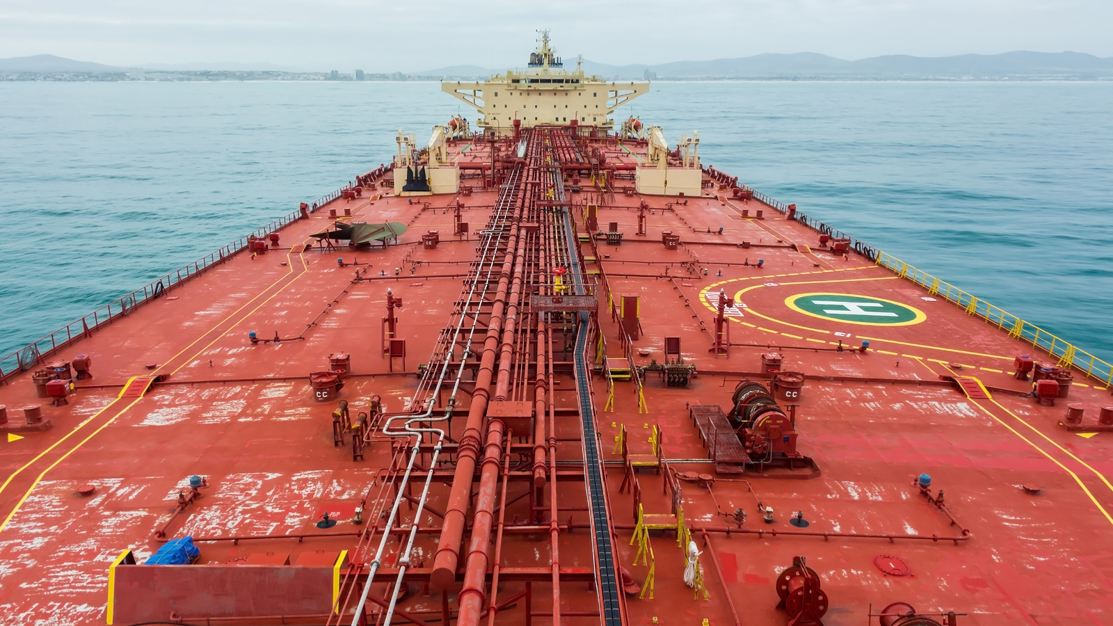 1600 x 900 tanker 2.jpg